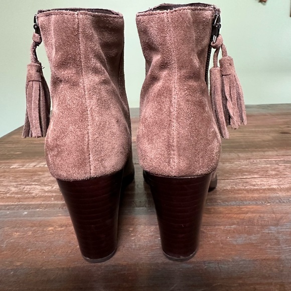 BORN Ervine Tassle Suede/Leather Boot Size 6 Worn 1x - Picture 4 of 13